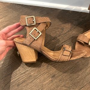 Isola Brown buckle heels